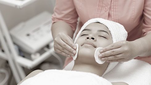 facial-teen-1-489x275.jpg
